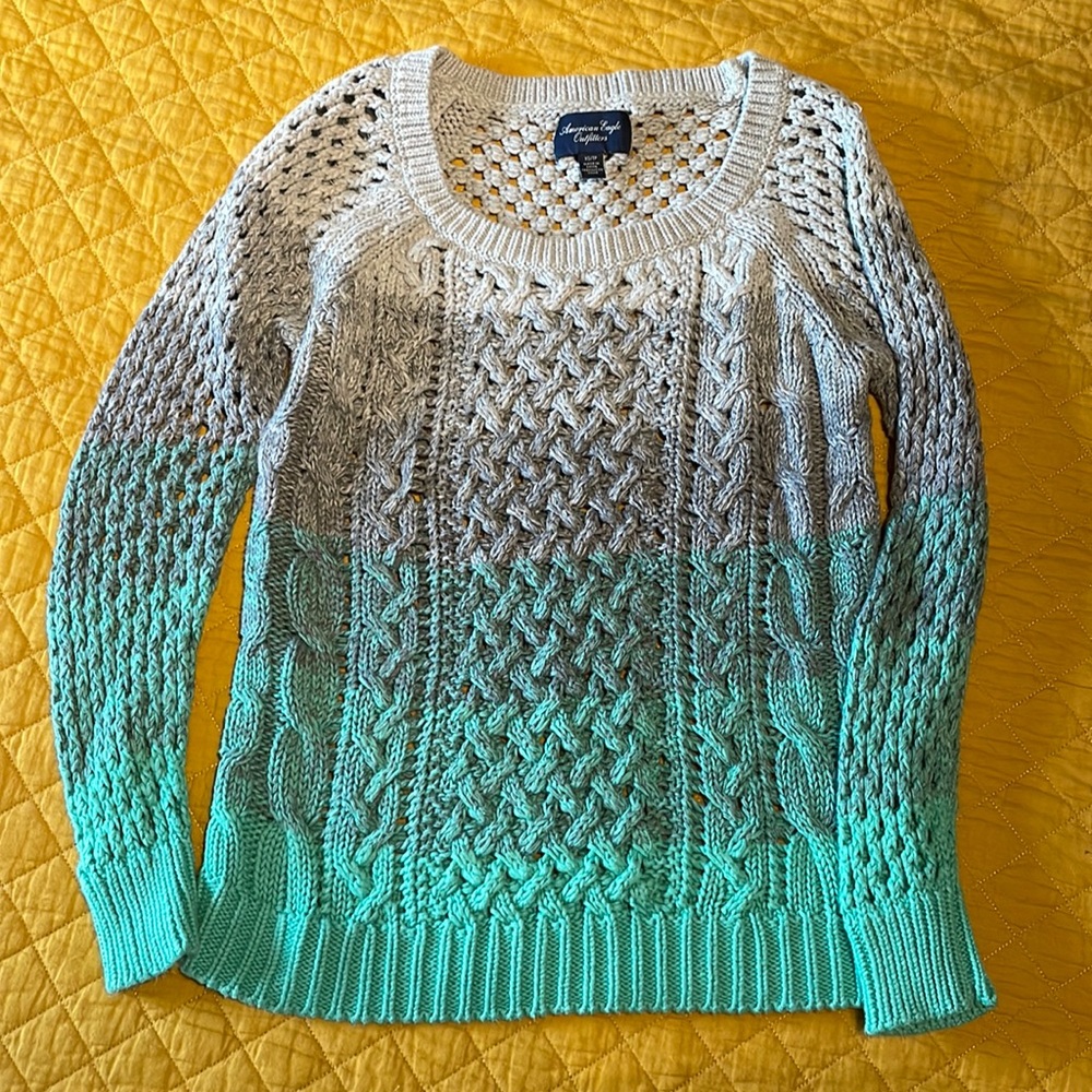 XS American Eagle ombre sweater.